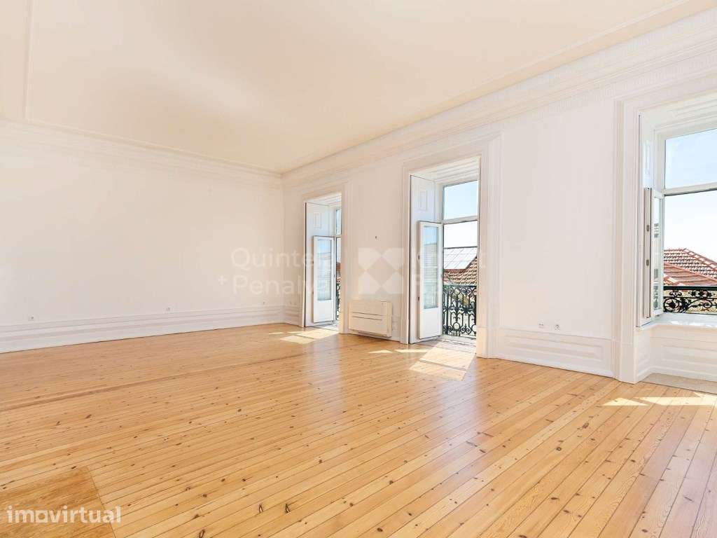 Apartamento T3 para arrendamento sem móveis no Chiado, Lisboa - Grande imagem: 3/35