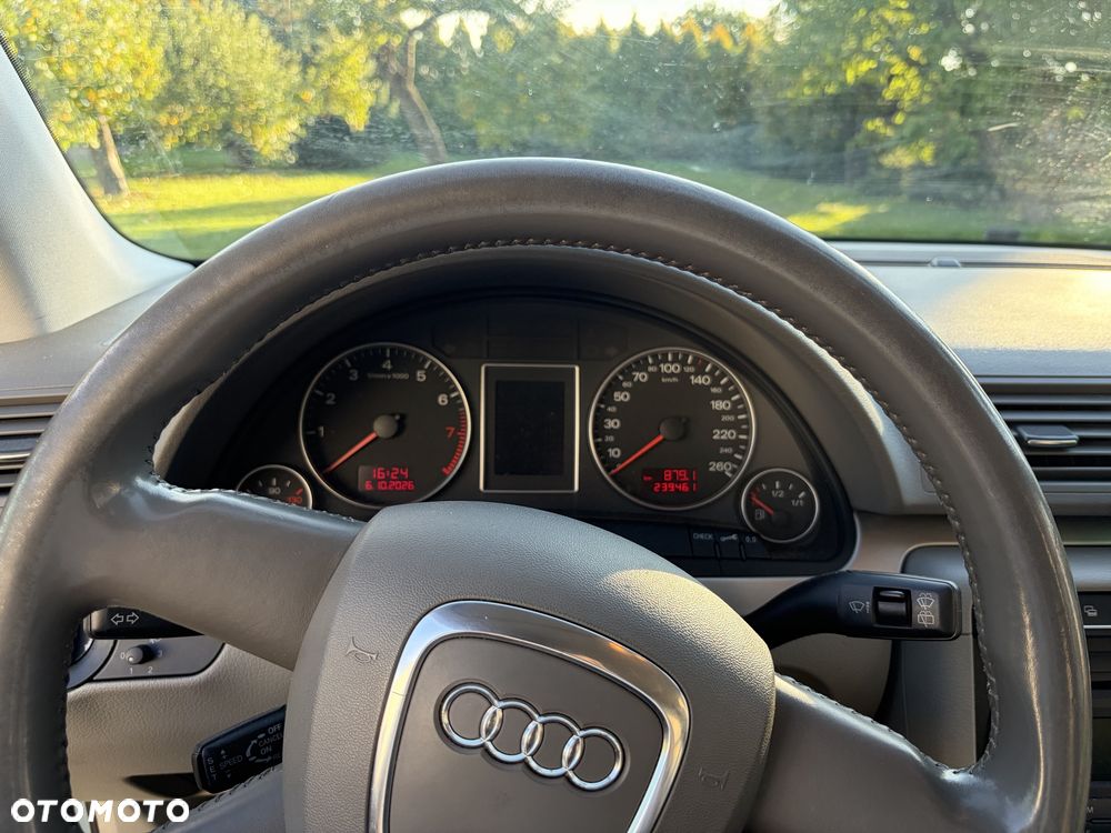 Audi A4 Avant - 8