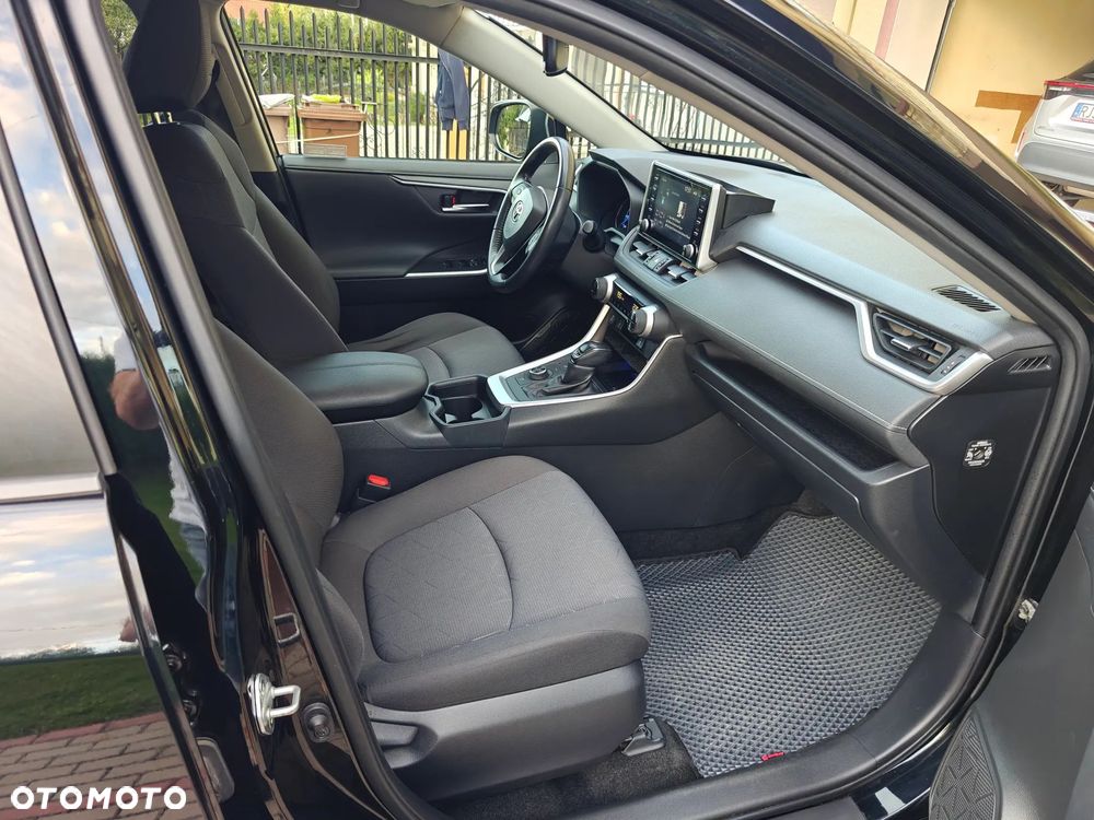 Toyota RAV4 - 16