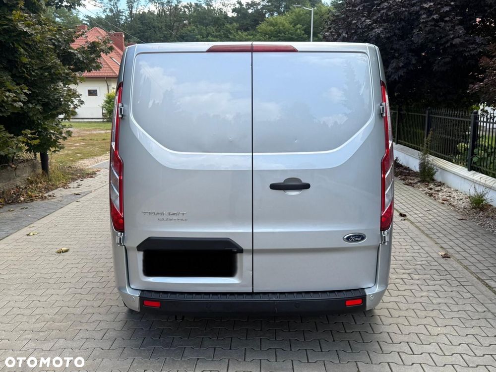 Ford Transit Custom - 8