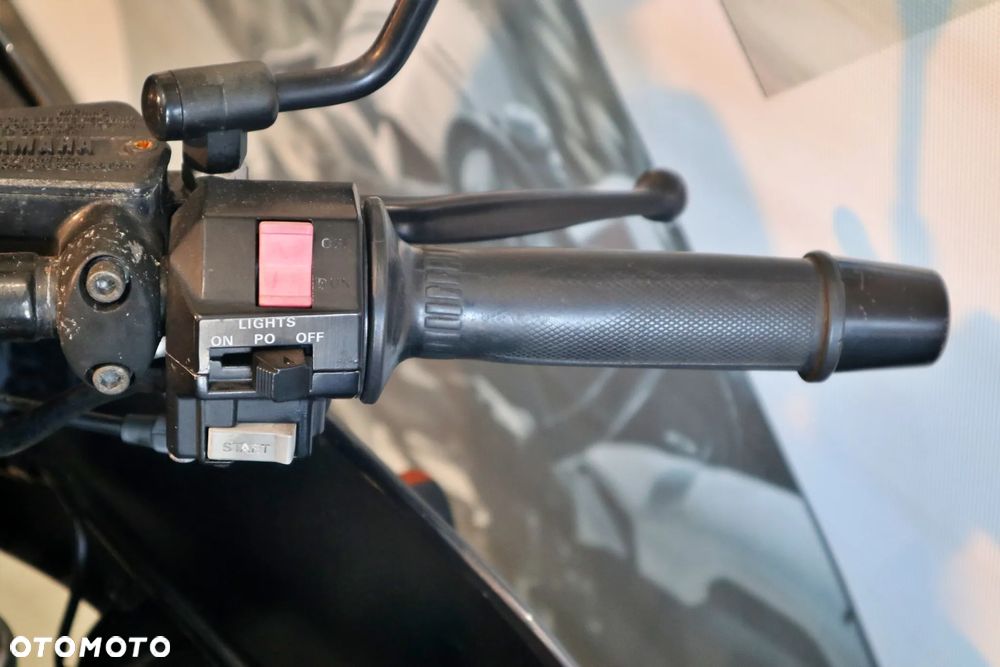 Yamaha XJ - 9