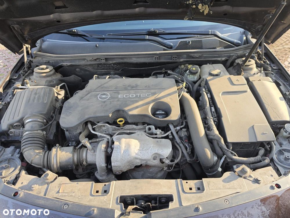 Opel Insignia - 14