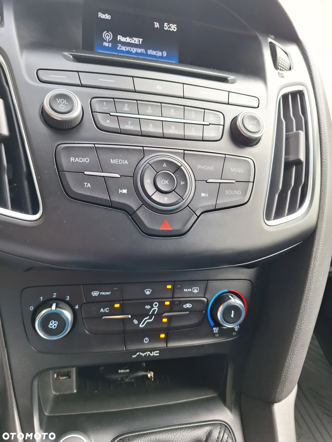 Ford Focus - 8
