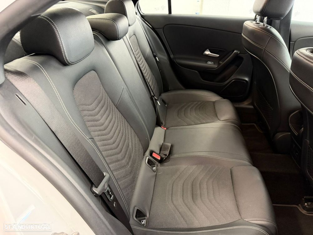 Mercedes-Benz A 200 Limousine Style Plus Aut. - 25
