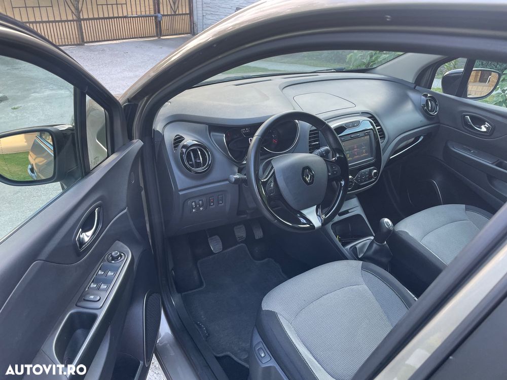 Renault Captur - 16