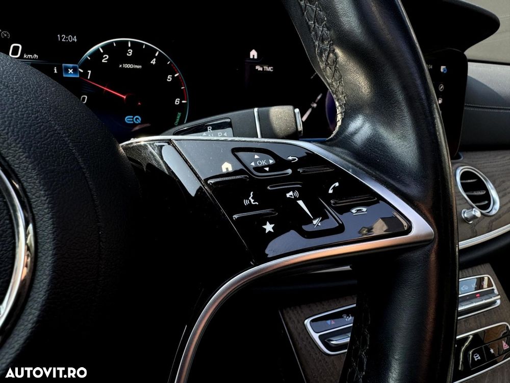 Mercedes-Benz E - 10