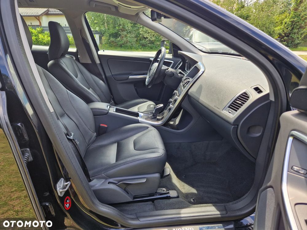 Volvo XC 60 D5 AWD Summum - 31