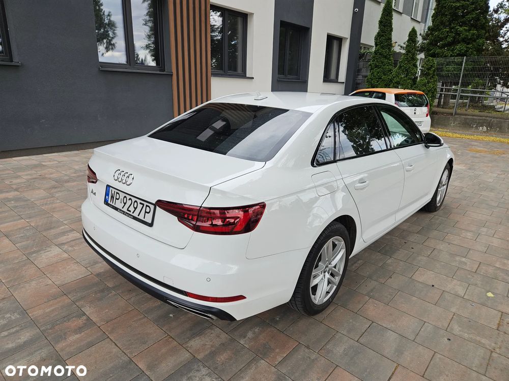 Audi A4 Limousine 2.0 TFSI ultra S tronic design - 2