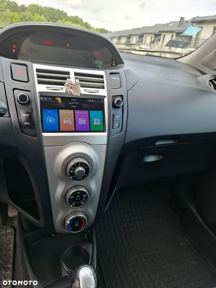 Toyota Yaris 1.4 D-4D Cool - 16