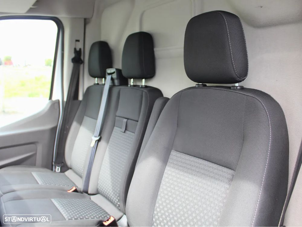 Ford Transit 2.0 TDCI Isotermica Frio L2H2 com IVA de  2019 - 8