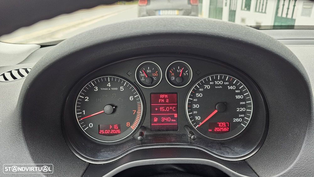 Audi A3 Sportback 1.6 FSi - 6