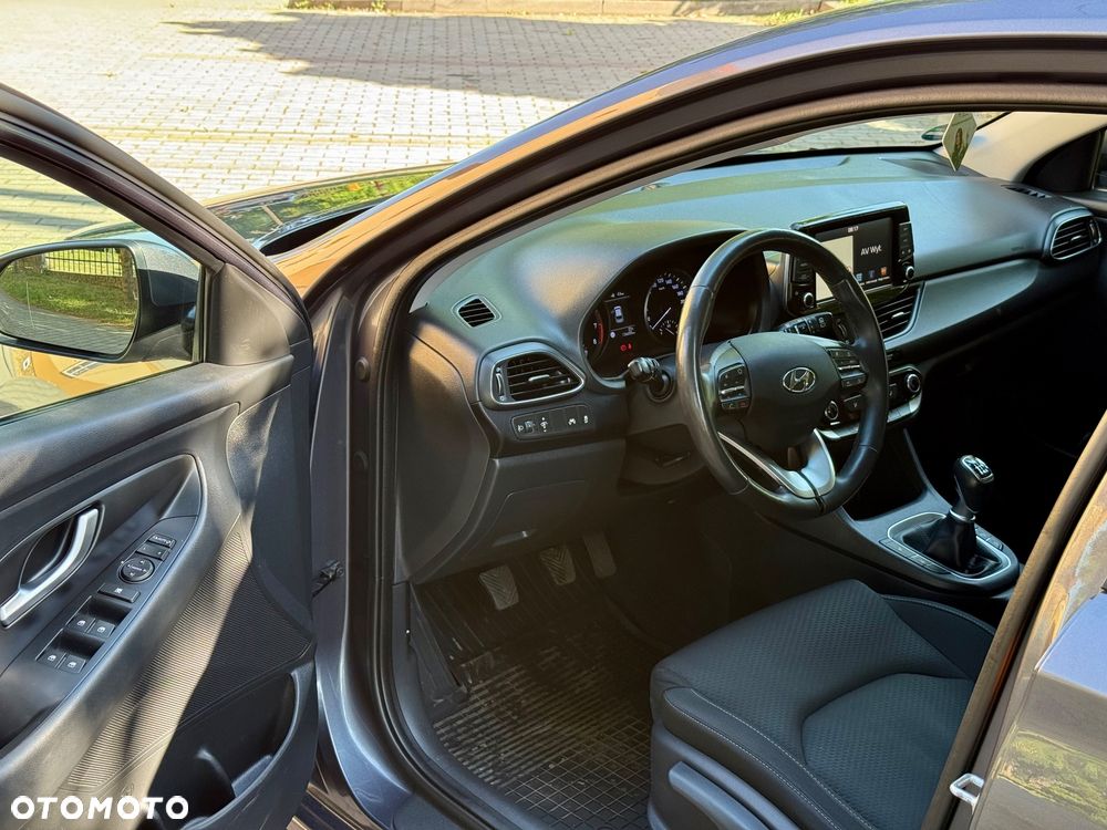 Hyundai i30 1.0 T-GDI Premium - 10