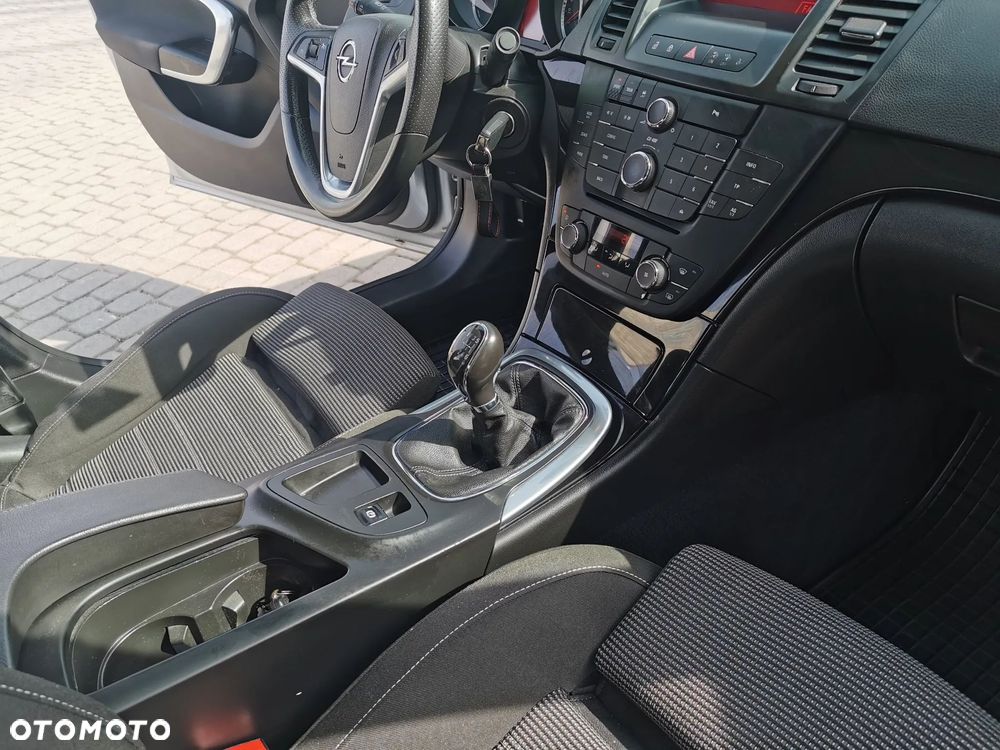 Opel Insignia 2.0 T Cosmo - 12