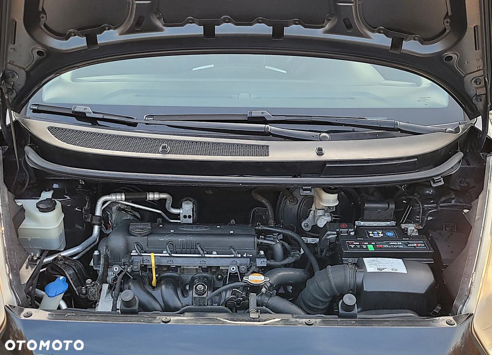 Kia Venga 1.4 CVVT Business Line - 31