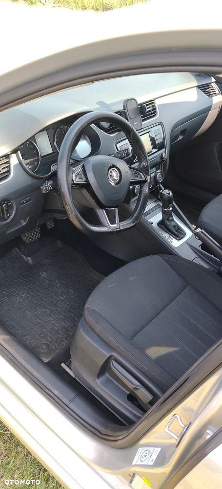 Skoda Octavia 1.6 TDI (Green tec) DSG Ambition - 10