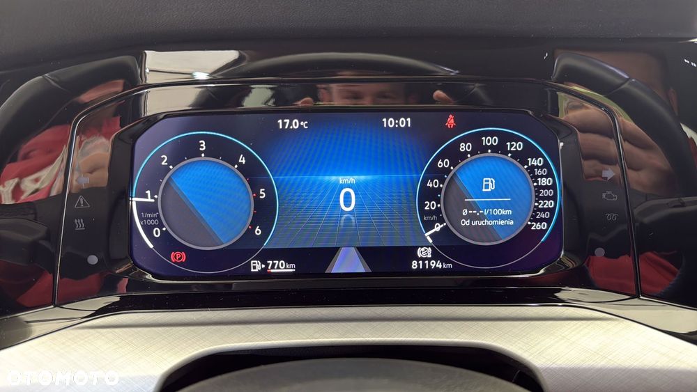 Volkswagen Golf 2.0 TDI Life - 16