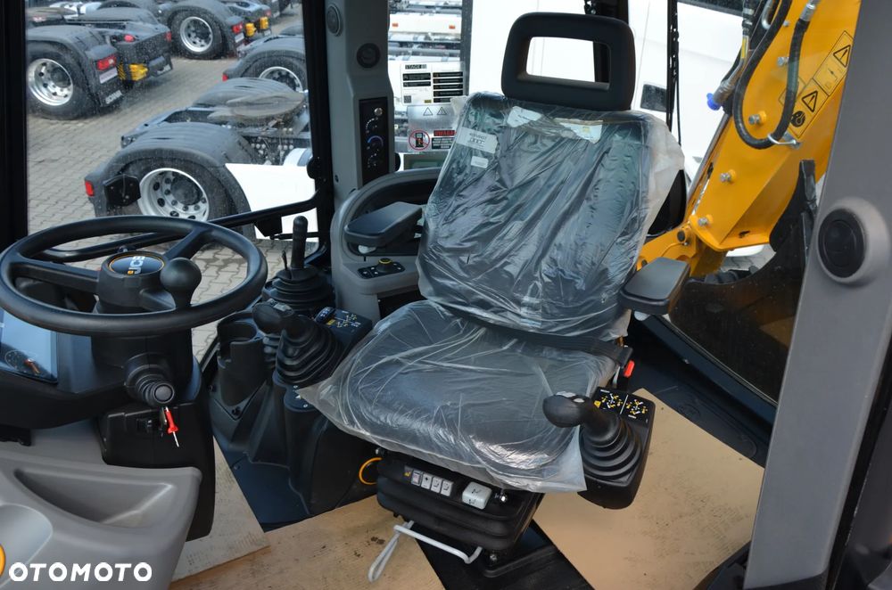 JCB 3CX PLUS 2026r / SILNIK 4,8L 109km / 172 mth ! / KLIMA / SZYBKOZŁĄCZE / DWUKIERUNKOWA INSTALACJA / 20" / ZAMEK / 9012 - 16