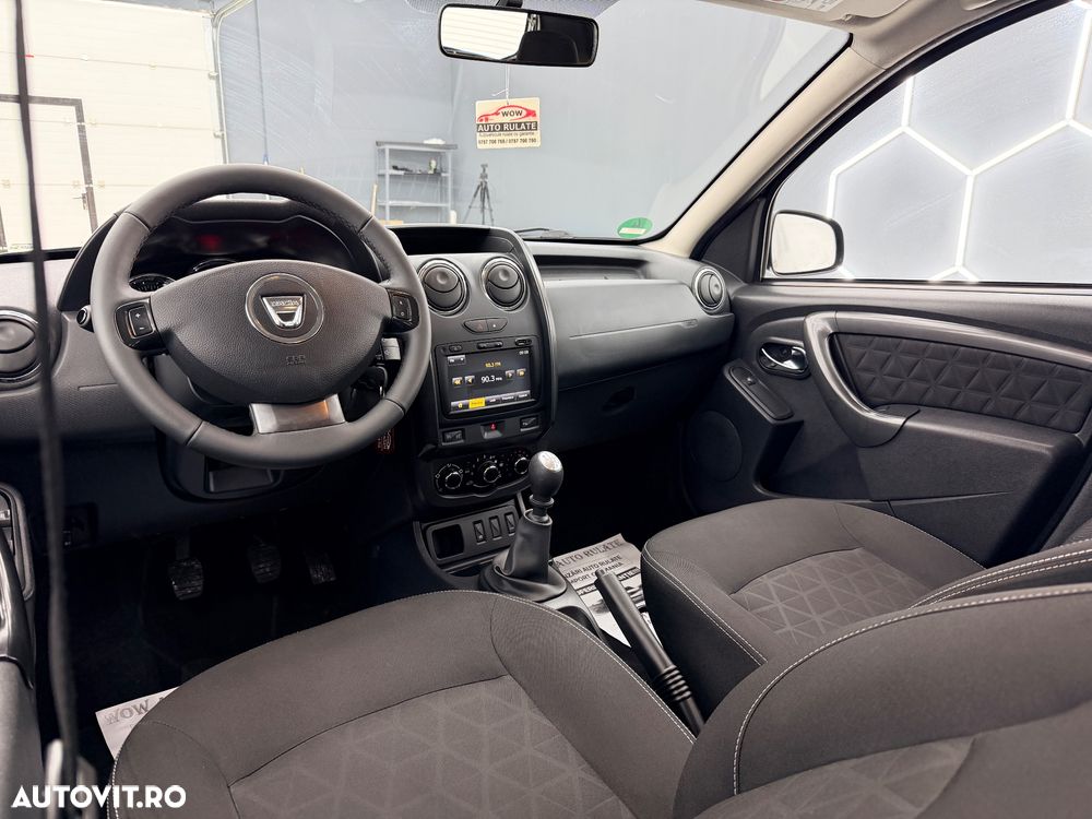 Dacia Duster 1.2 TCe 4x2 Laureate - 18