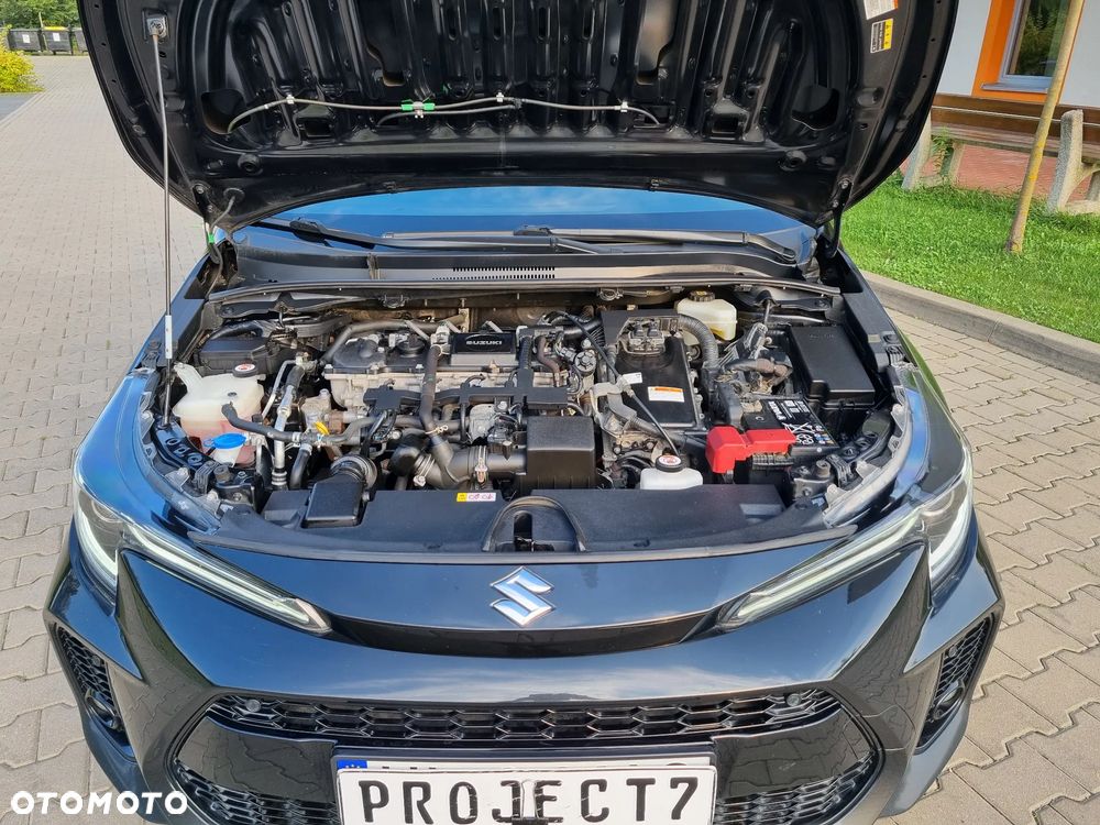 Suzuki Swace 1.8 Hybrid Premium Plus CVT - 17