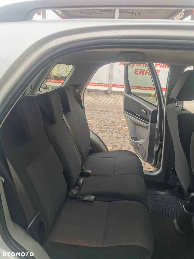 Suzuki SX4 - 9