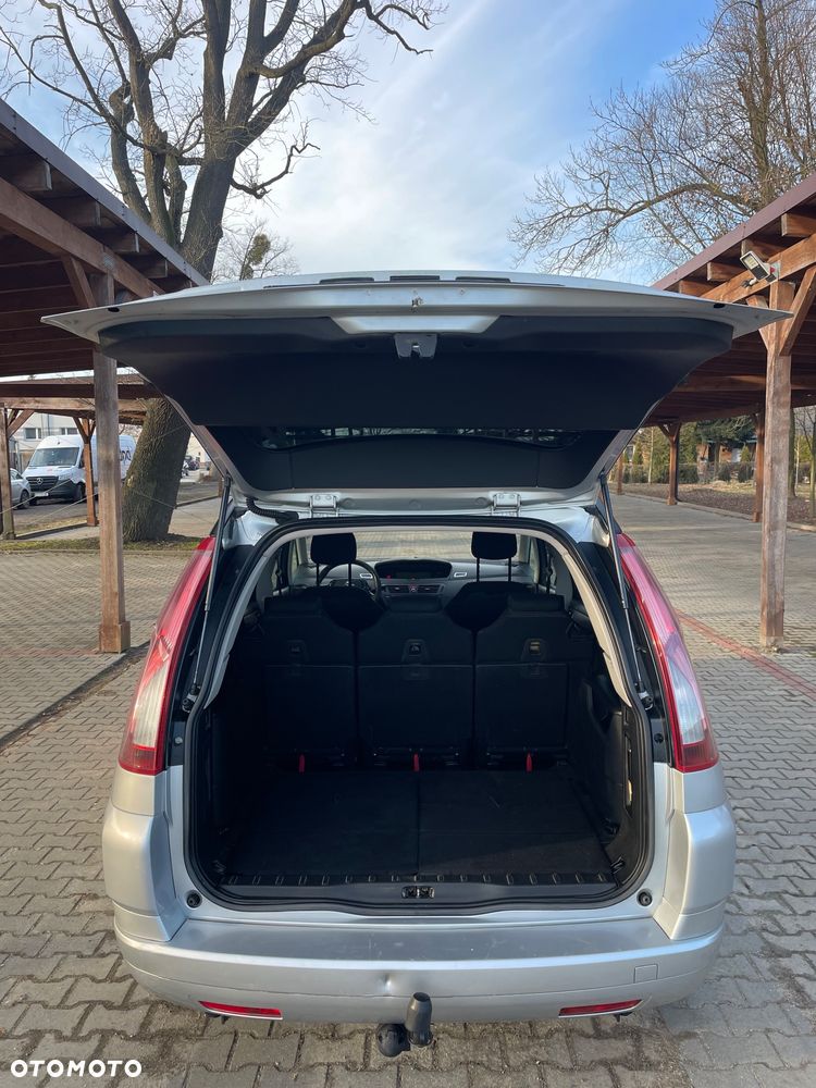Citroën C4 Grand Picasso 1.8 16V Confort - 22