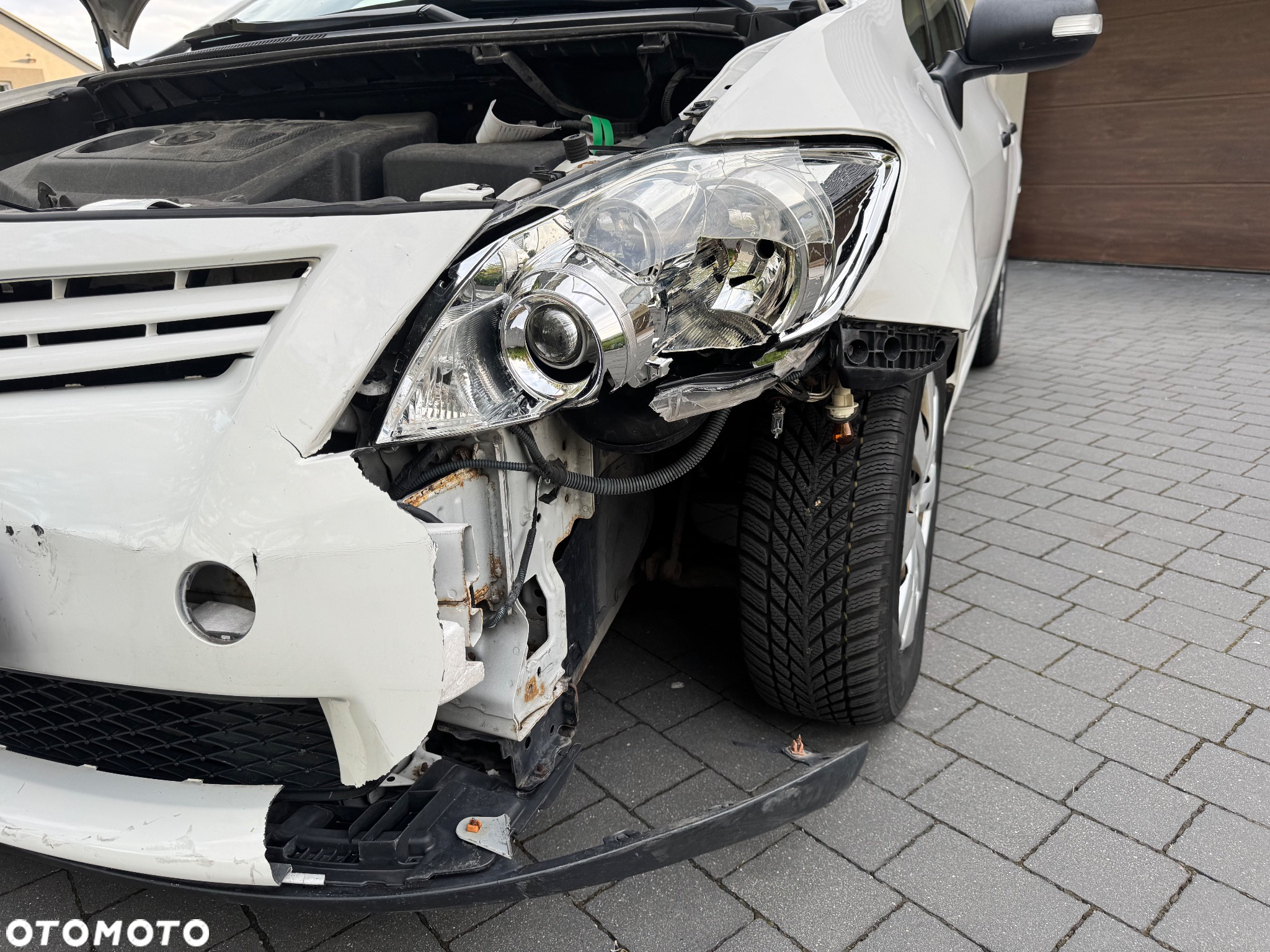 Toyota Auris 1.4 D-4D Luna - 12