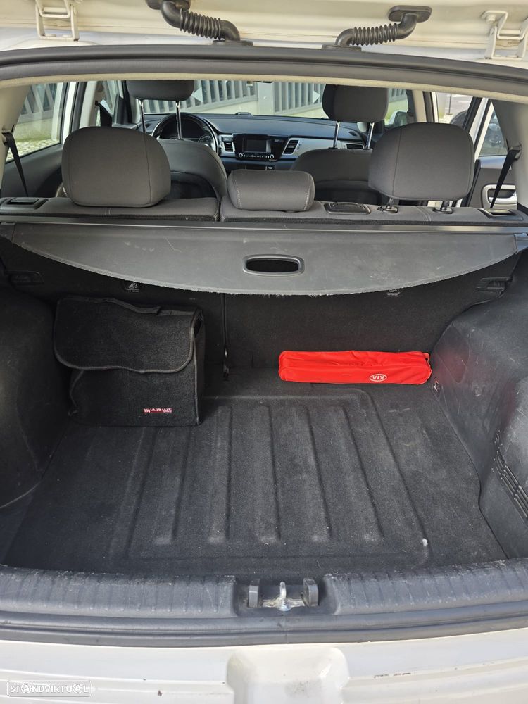 Kia Niro 1.6 GDi HEV - 15