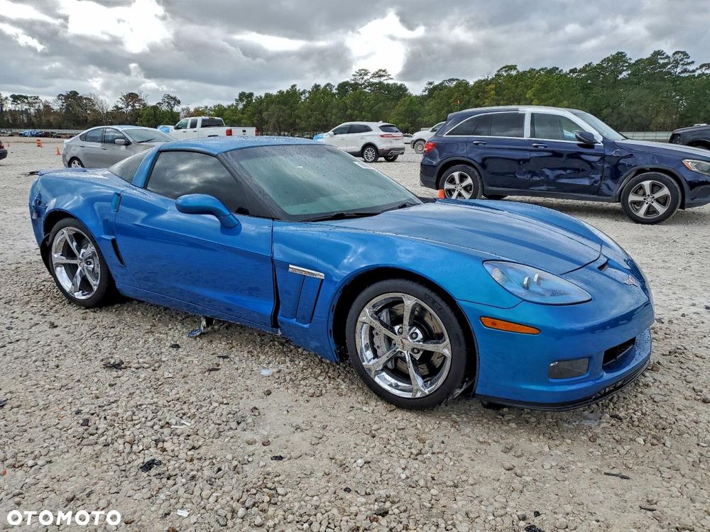 Chevrolet Corvette - 1