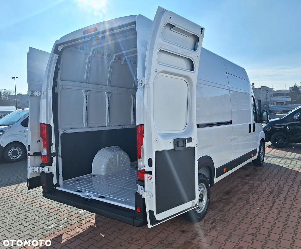 Peugeot Boxer Furgon L4H3 2.2 H3-POWER 180KM MT6 2025 - 8
