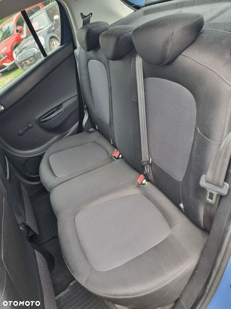 Hyundai i20 - 13