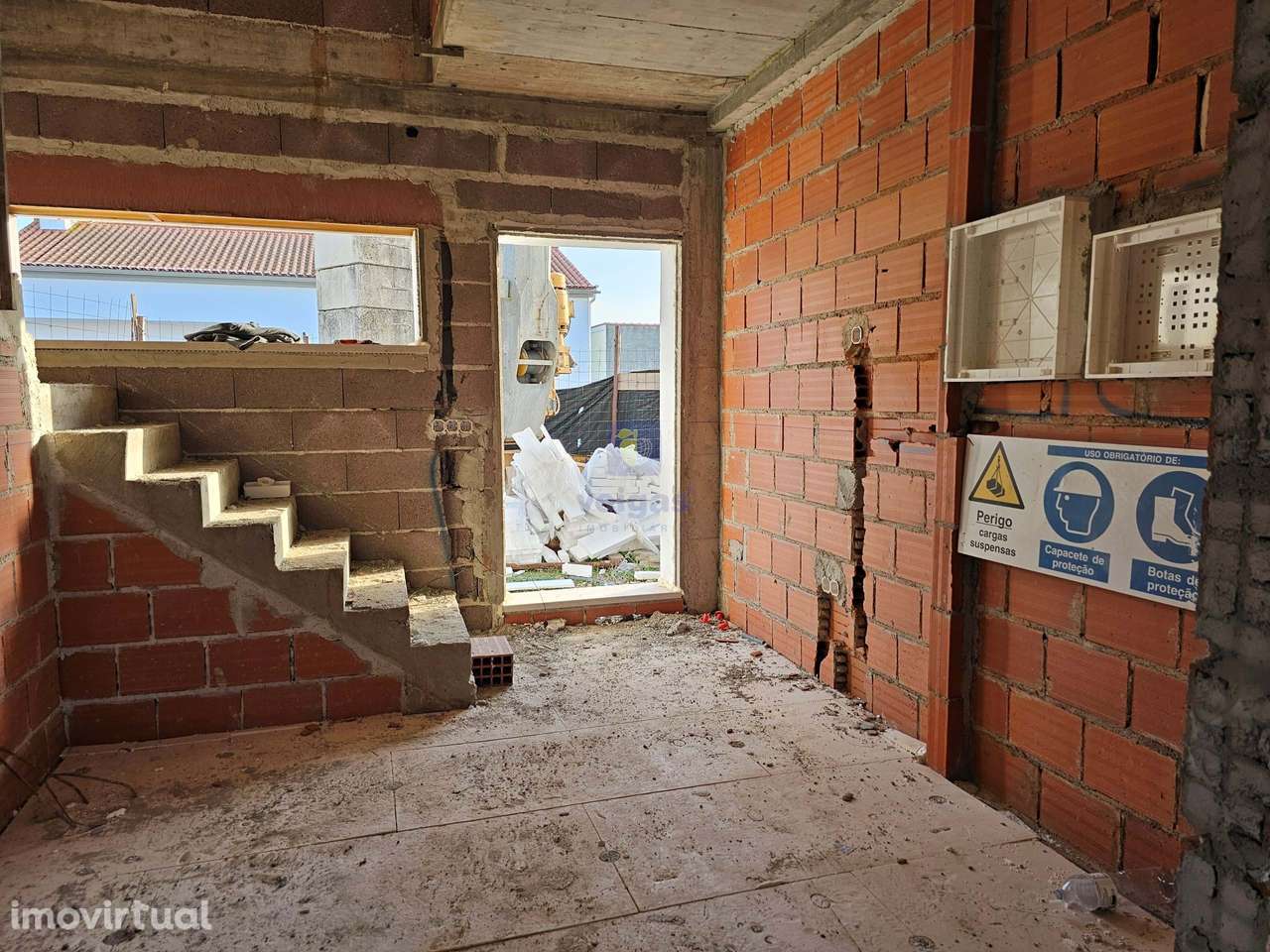 **Moradia T4 em construção com materiais de qualidade, áreas acima da - Grande imagem: 4/28