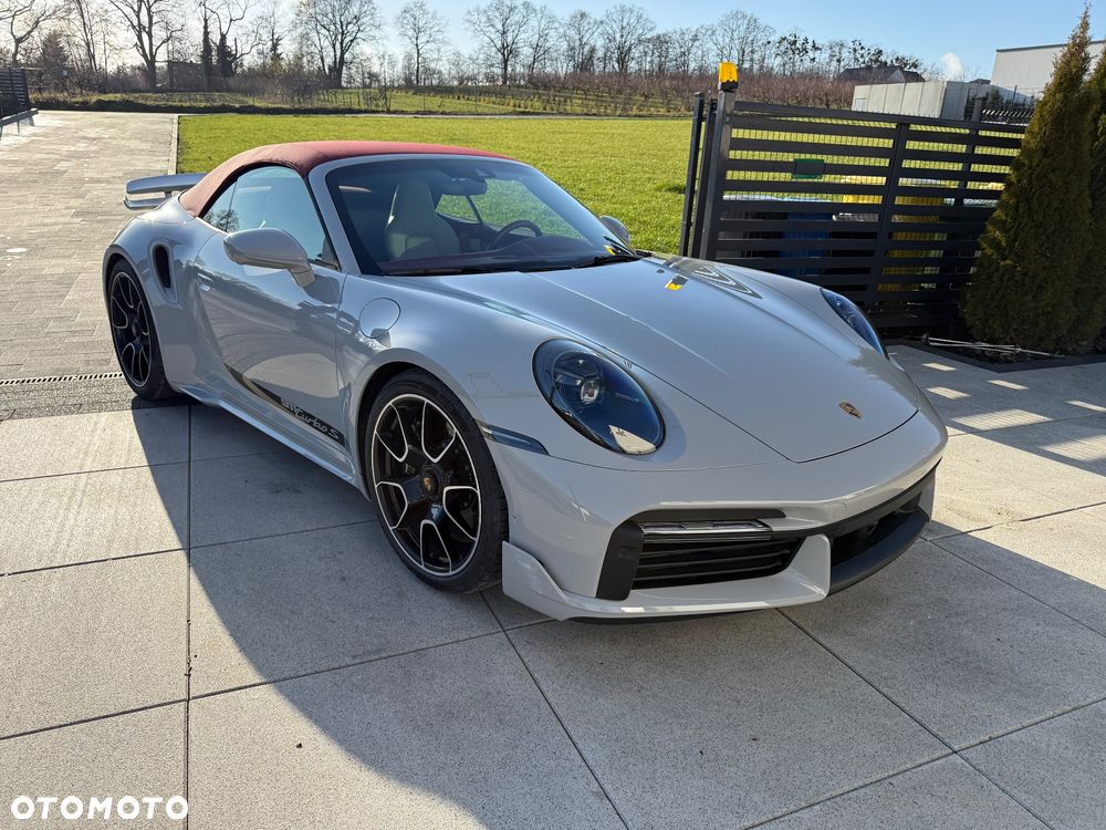 Porsche 911 Turbo S - 1