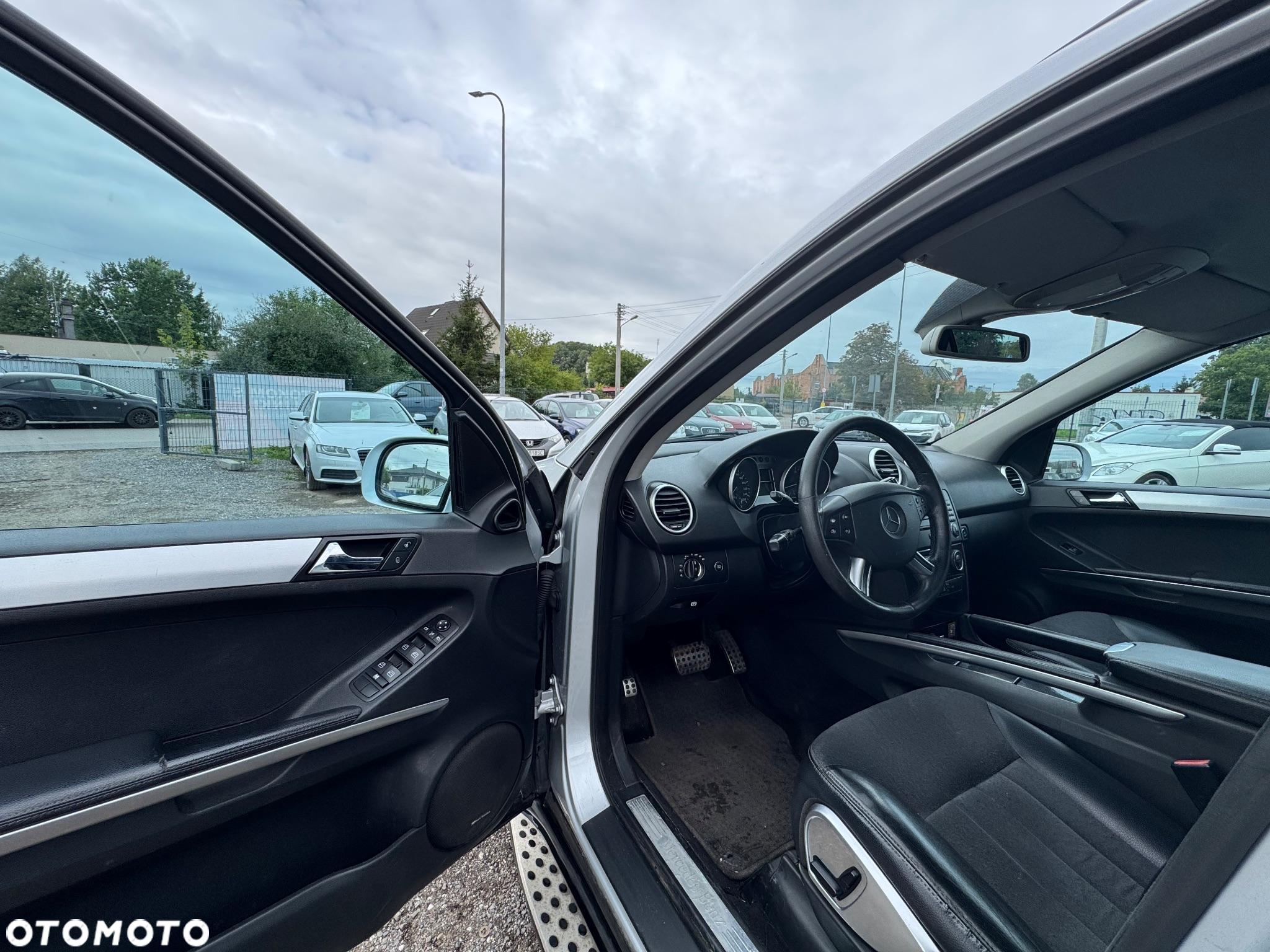 Mercedes-Benz ML 320 CDI 4Matic 7G-TRONIC - 17