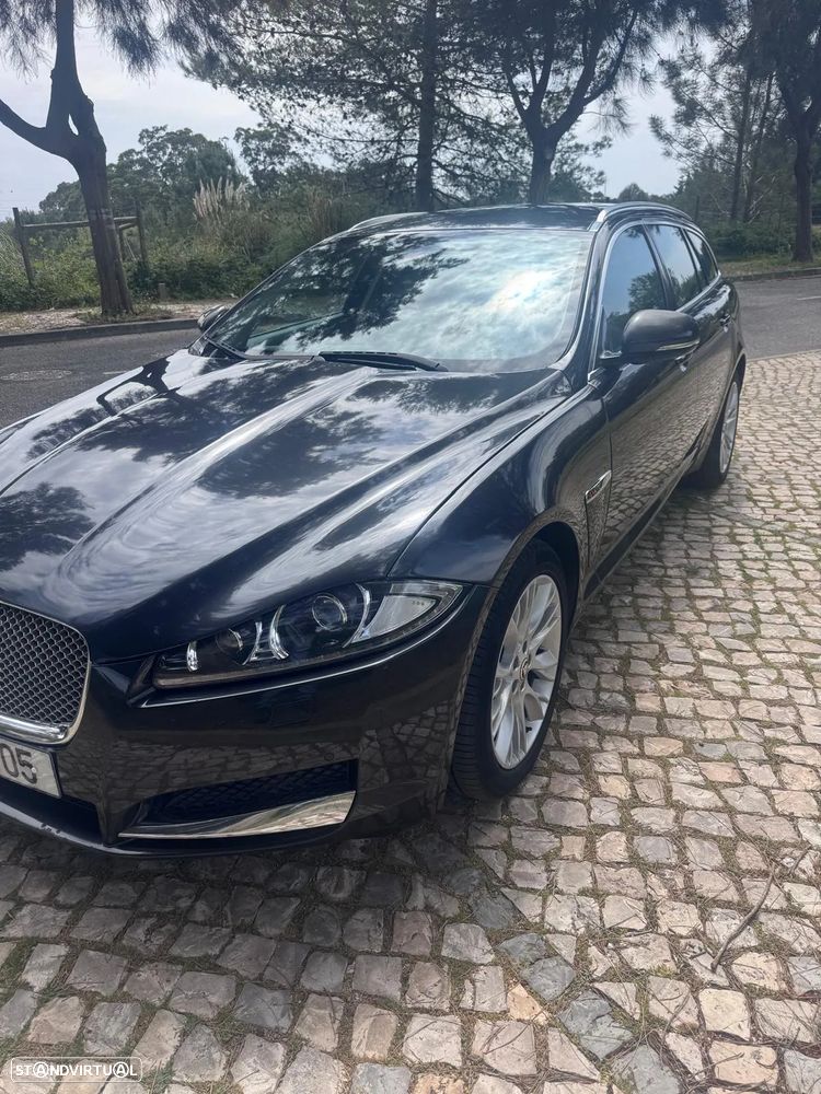 Jaguar XF Sportbrake 2.2 - 4