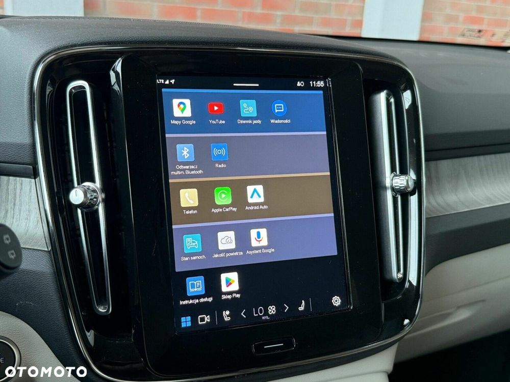 Volvo XC 40 B4 AWD Plus Bright - 22