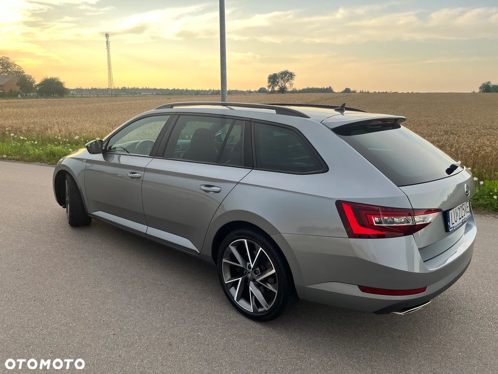 Skoda Superb 2.0 TSI 4x4 Sportline DSG - 10