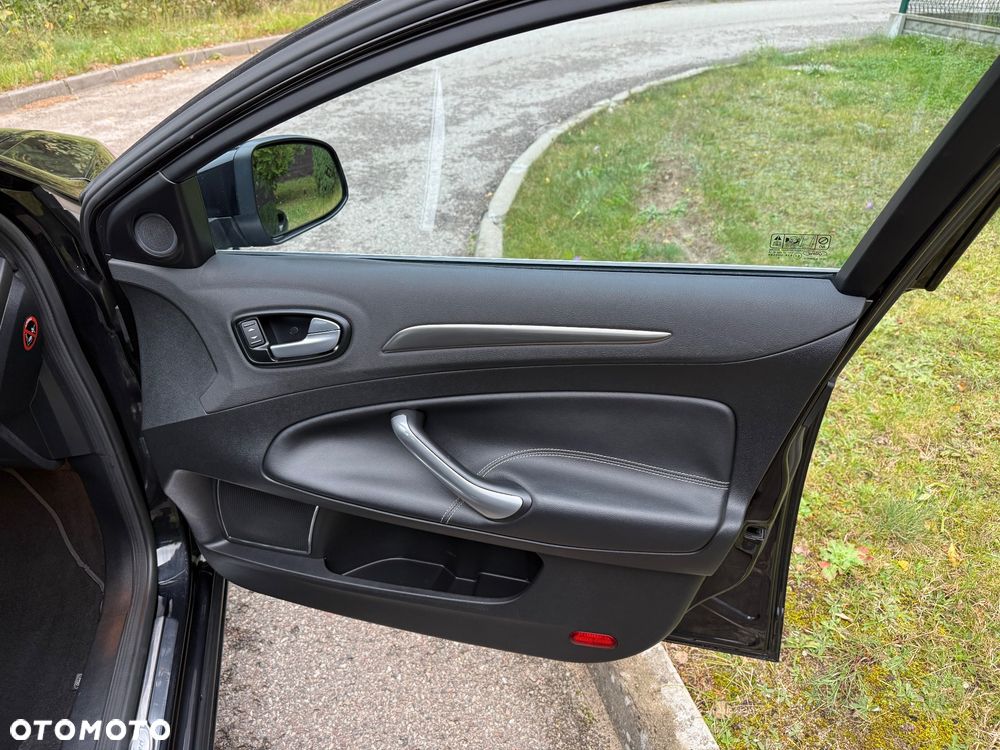 Ford Mondeo 2.0 Viva Titanium - 13