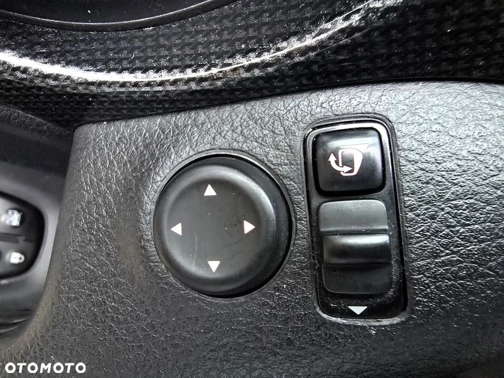 Nissan X-Trail 1.6 DCi N-Connecta 4WD - 28