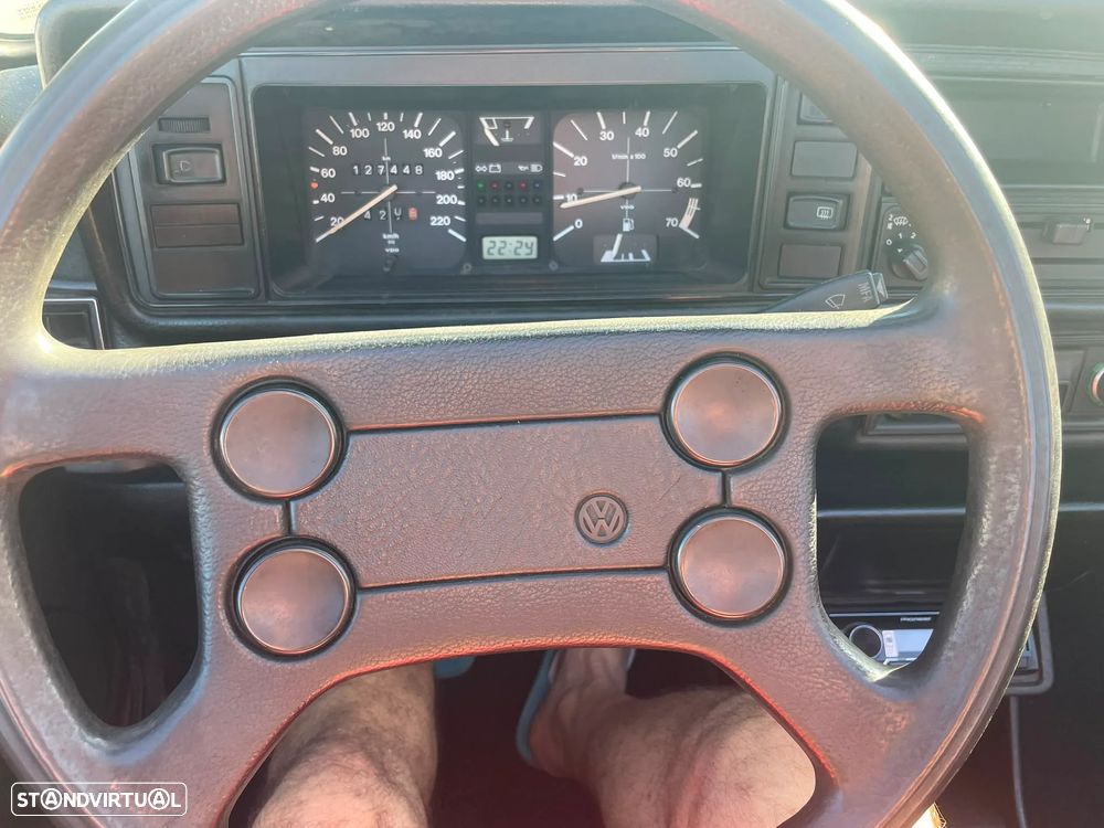 VW Golf 1.8 GTI - 12