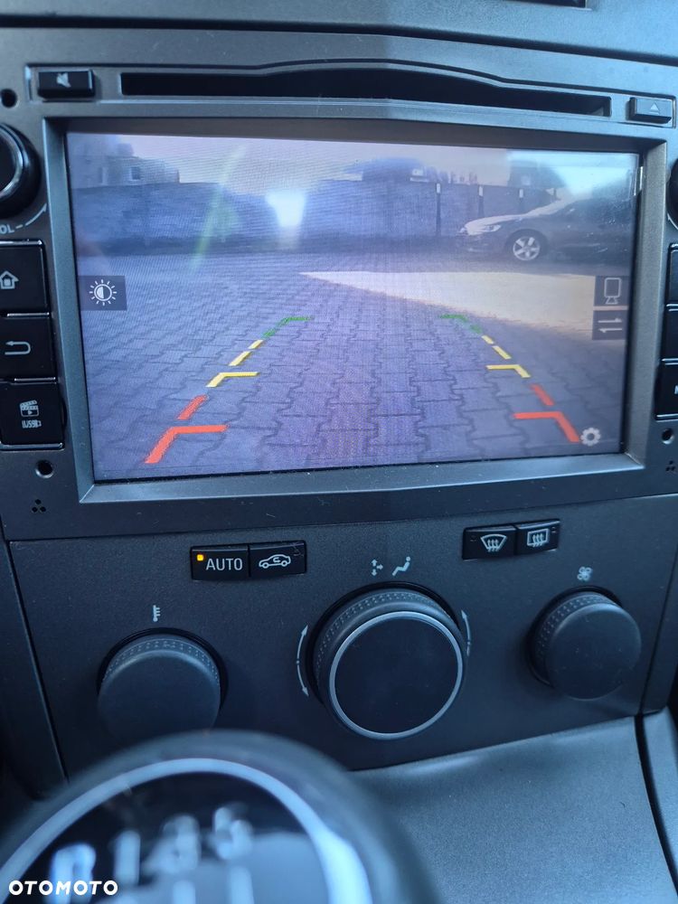 Opel Astra 1.6 Catch me - 30