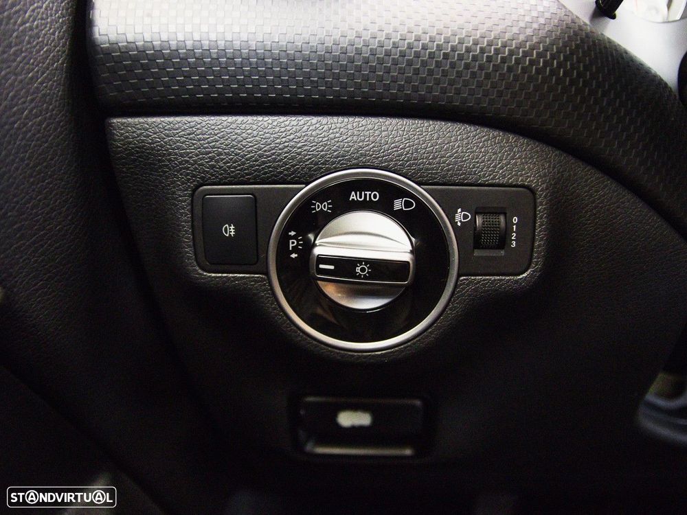 Mercedes-Benz A 180 CDI BE Edition Urban - 26