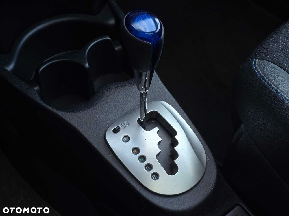 Toyota Yaris - 9
