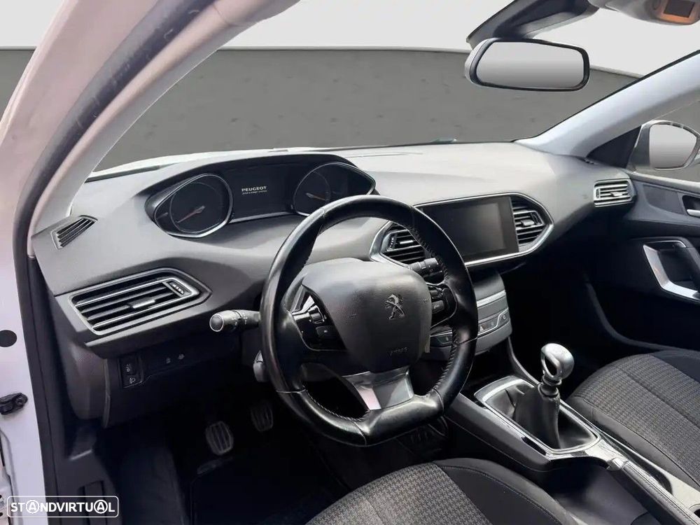 Peugeot 308 1.2 PureTech Style - 5