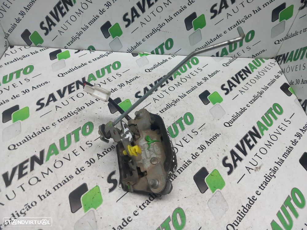Fecho / Fechadura Mala Nissan Almera (N17) - 2
