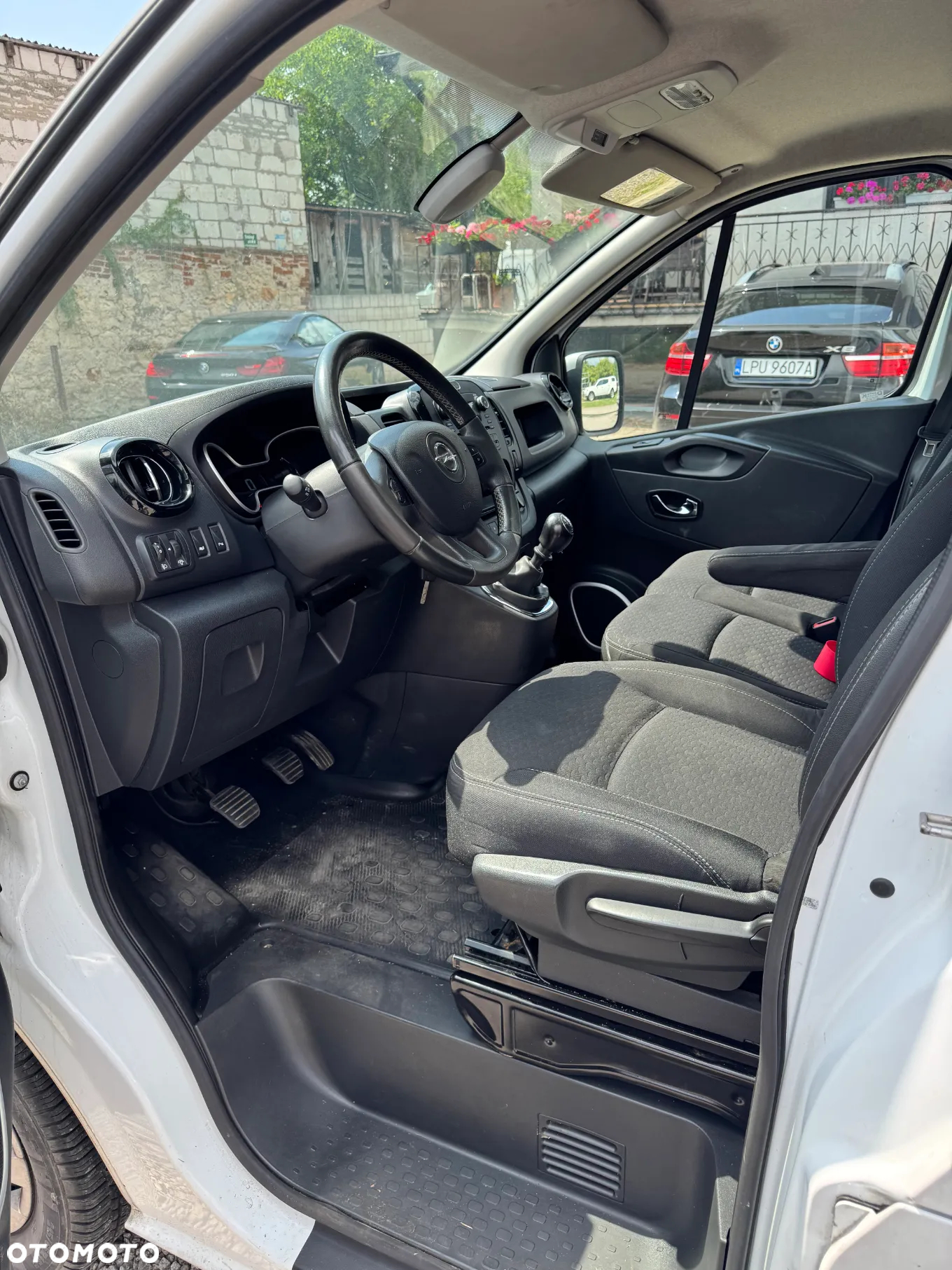 Opel Vivaro - 4