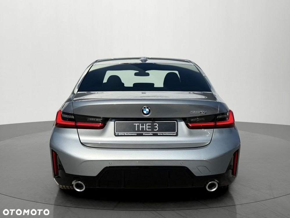 BMW Seria 3 320i M Sport - 5