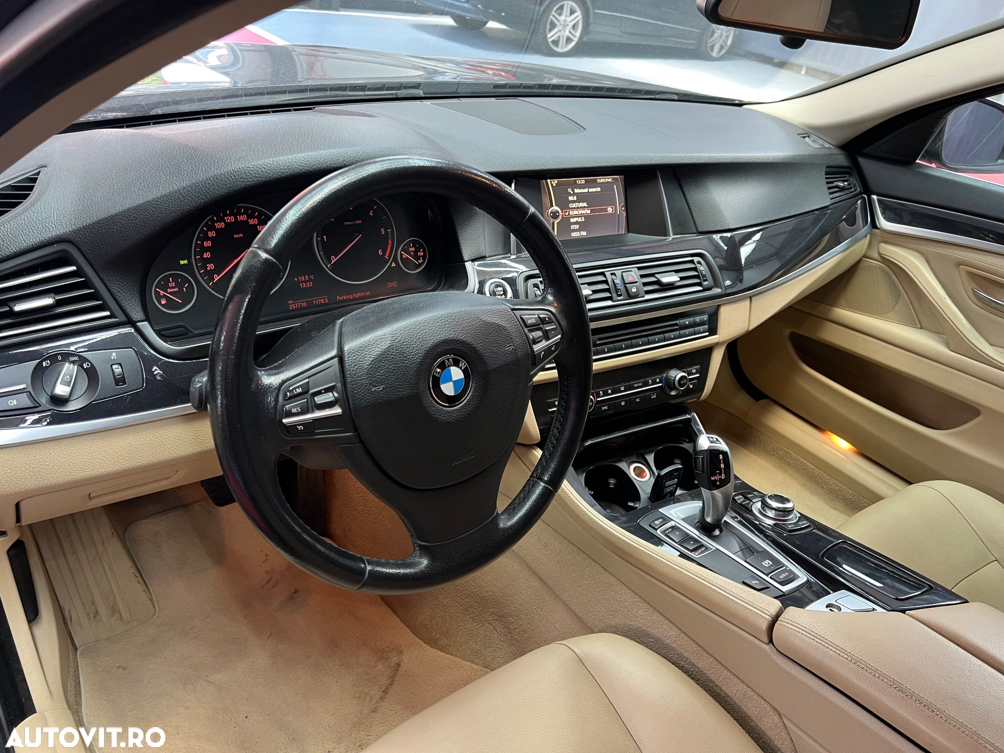 BMW Seria 5 520d - 9