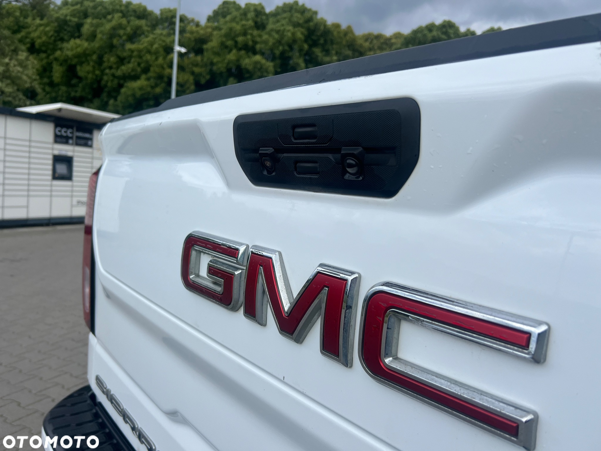 GMC Sierra - 10