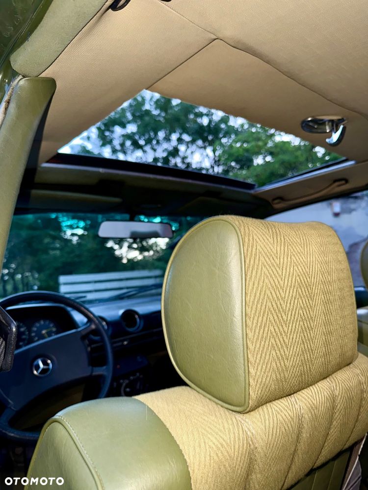 Mercedes-Benz W123 - 15