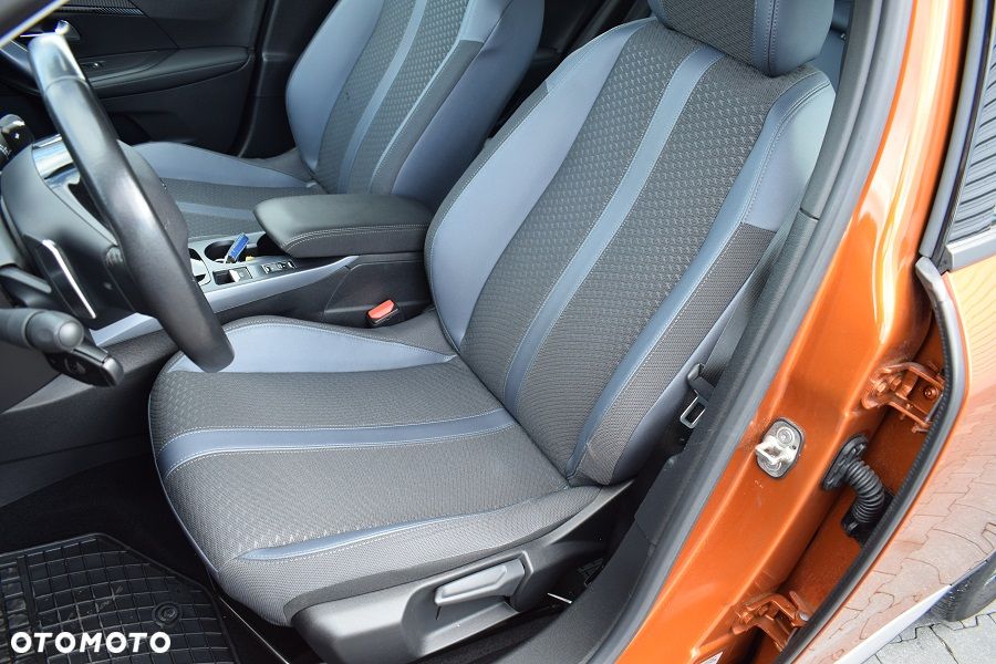 Peugeot 2008 PureTech 130 Stop&Start EAT6 Allure - 8